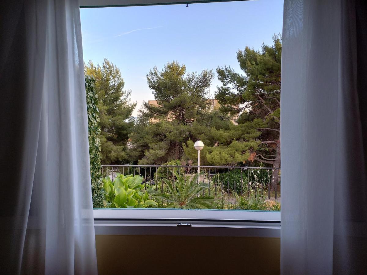 Unique Residence With Garden And Sea View Split Bagian luar foto