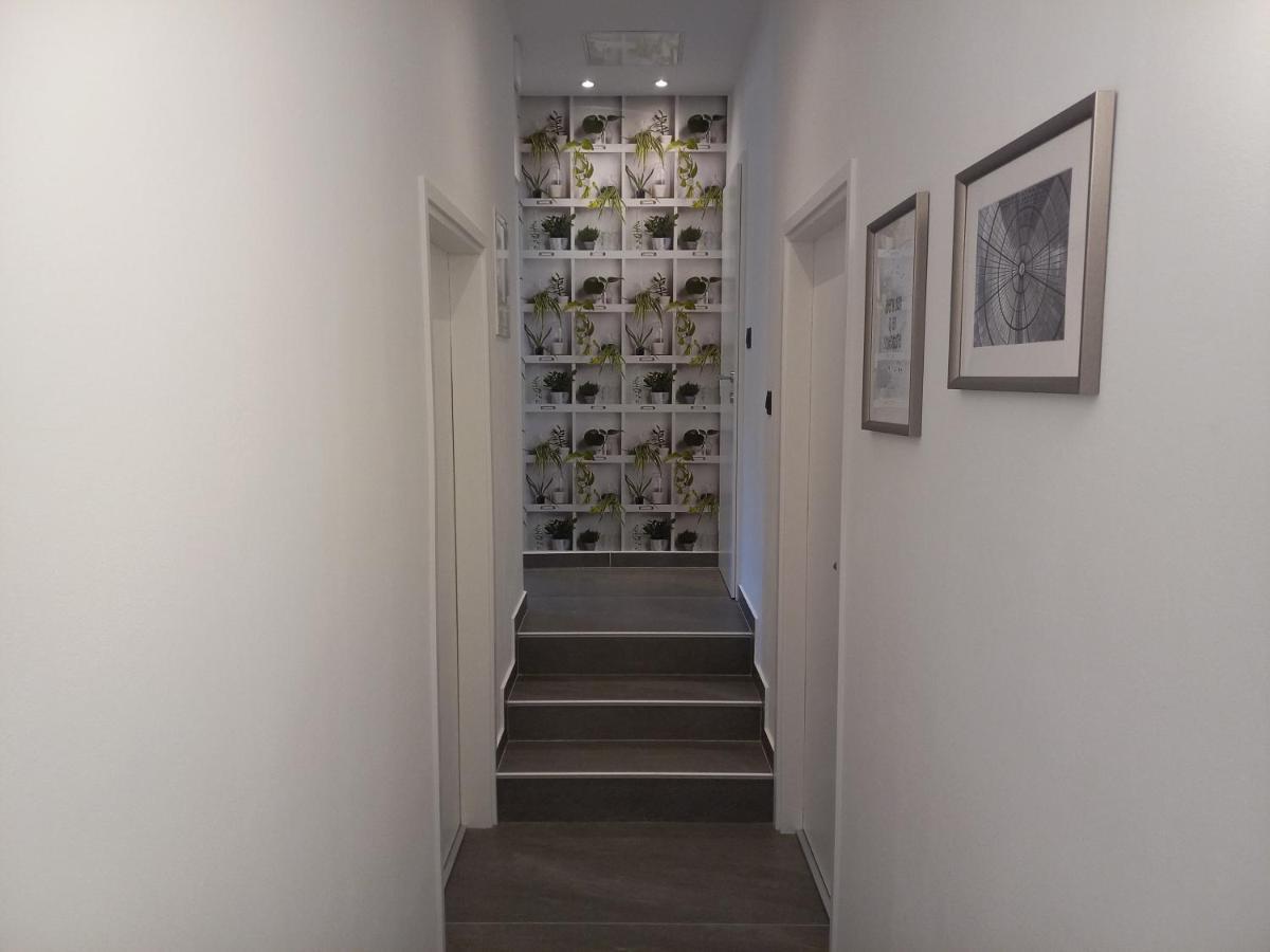 Unique Residence With Garden And Sea View Split Bagian luar foto