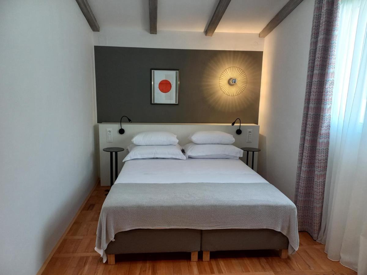 Unique Residence With Garden And Sea View Split Bagian luar foto
